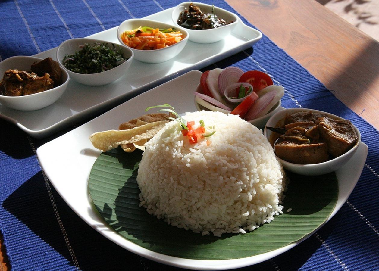 Mowbrey House Hotel Kandy Exterior photo